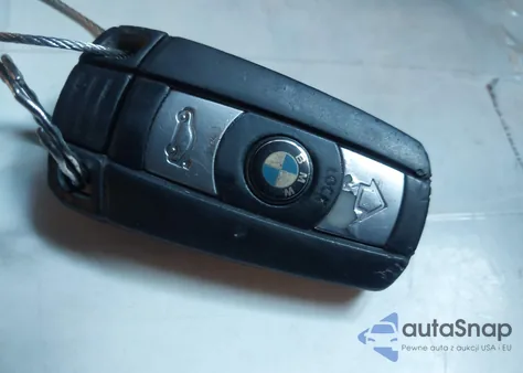 2009 BMW 328I z USA, uszkodzony, nr VIN WBAPH77539NM30894